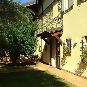 Esther Bed & Breakfast